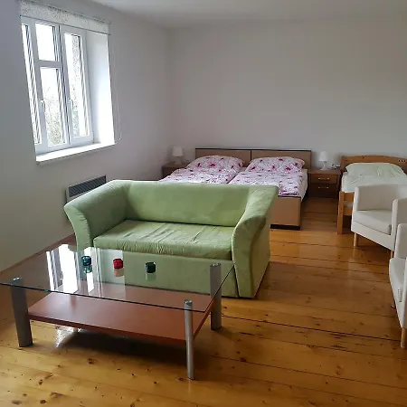 Casa de hóspedes Vyhlidka 3*